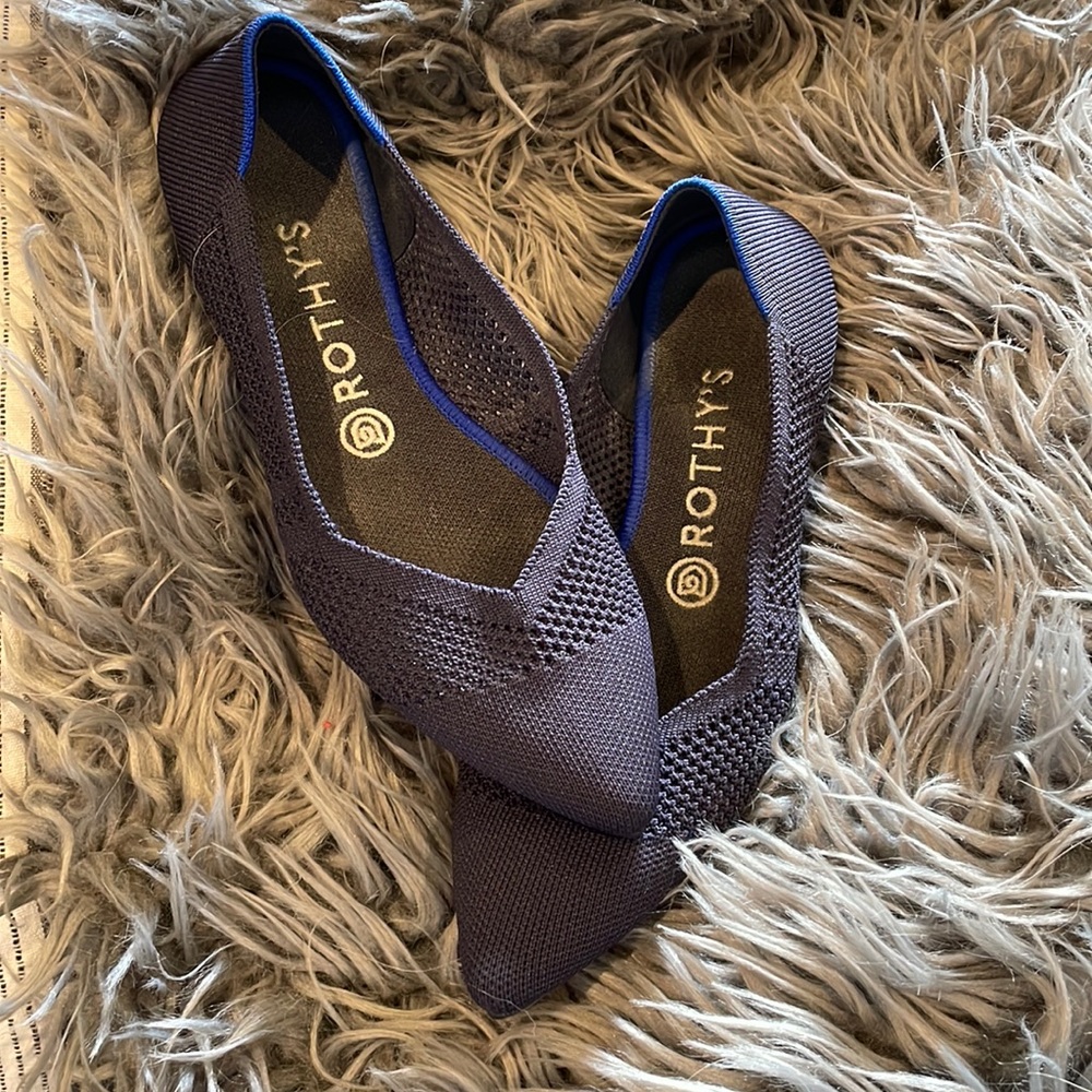 EUC (Like New!) Rothy’s “The Point” Shoe, Size 9